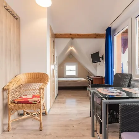 Morskie Katy - W Otoczeniu Przyrody Zalewu Wislanego, Spacerem Do Morza, Dog-friendly Δωμάτια σε οικογενειακή κατοικία *