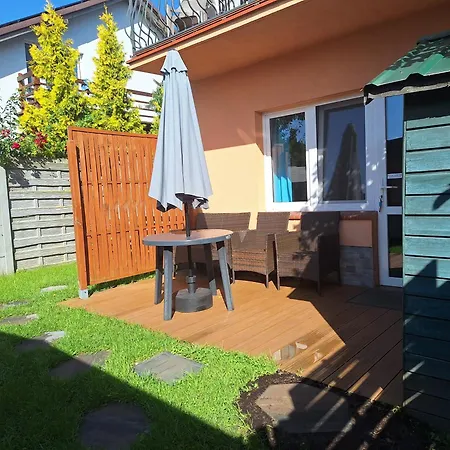 Morskie Katy - W Otoczeniu Przyrody Zalewu Wislanego, Spacerem Do Morza, Dog-friendly Δωμάτια σε οικογενειακή κατοικία