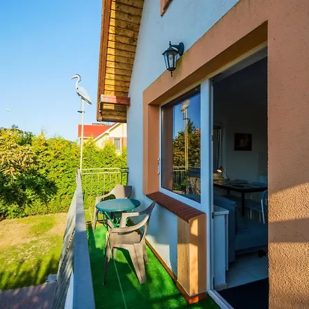 Morskie Katy - W Otoczeniu Przyrody Zalewu Wislanego, Spacerem Do Morza, Dog-friendly Δωμάτια σε οικογενειακή κατοικία Kąty Rybackie